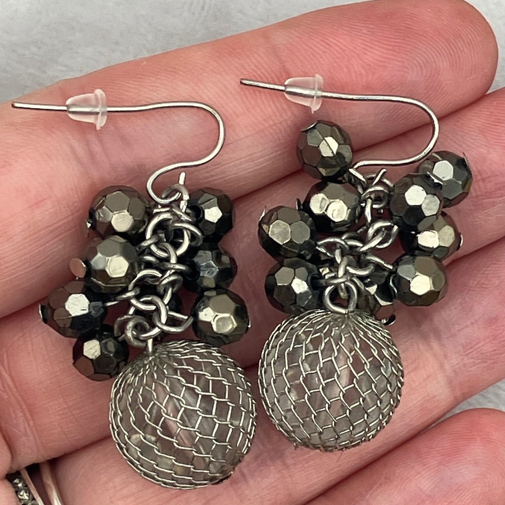 Silver Tone Gray Mesh Bead Cluster Dangle Earrings Cha Cha Goth Grunge Sparkle